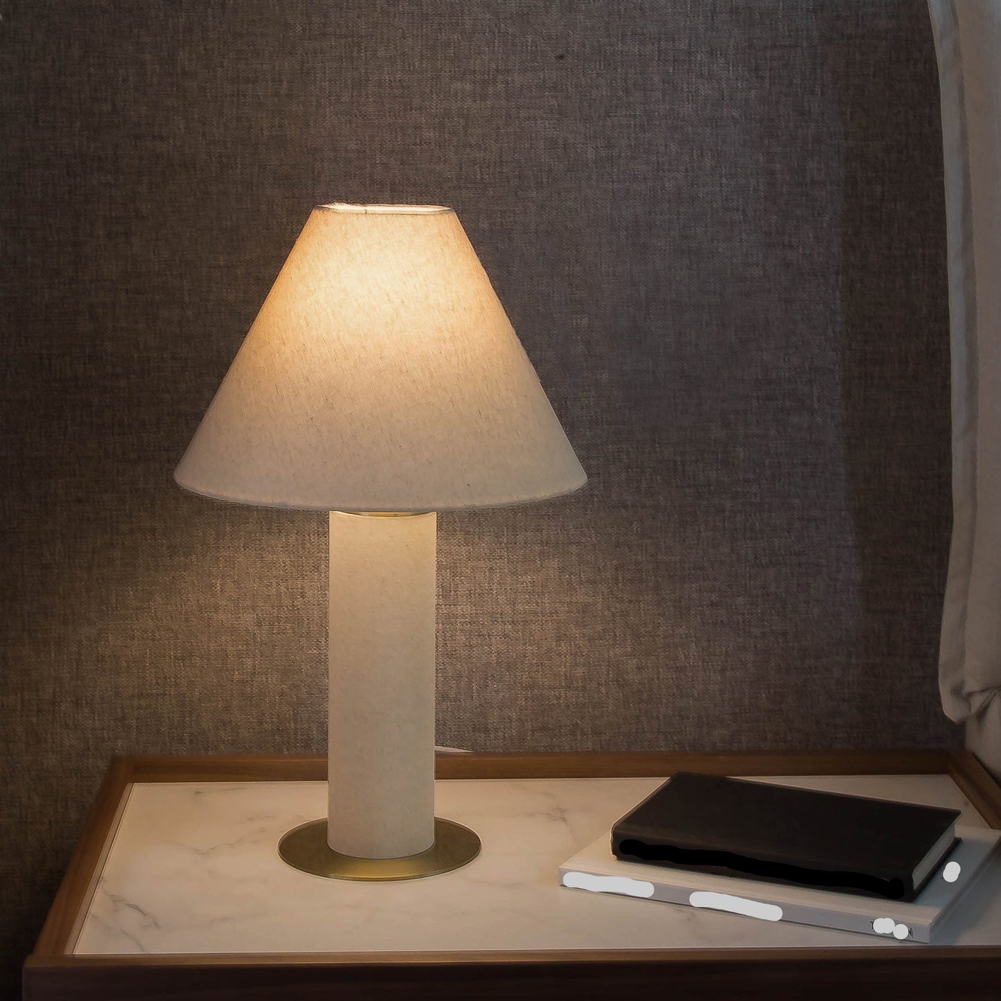 Mylo Lamp
